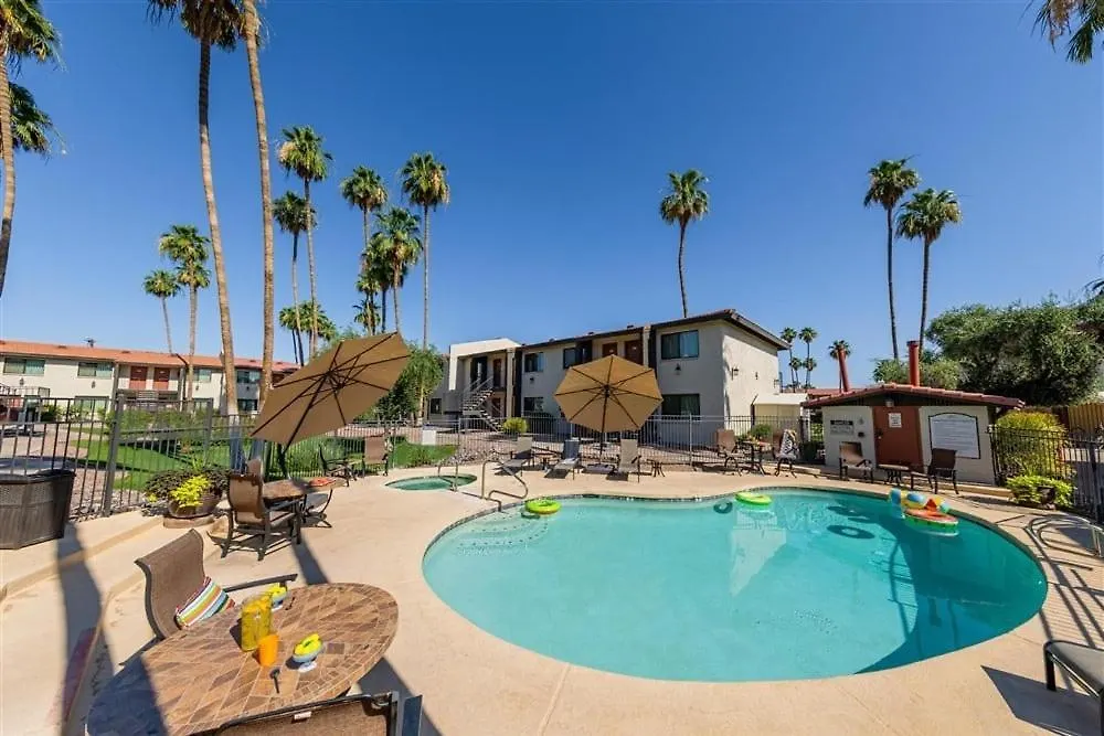 103 Fully Furnished 1Br Suite-Prime Location Scottsdale 0*,